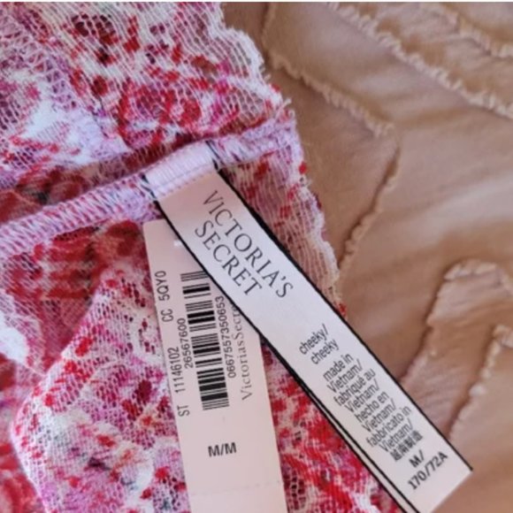 Victoria’s Secret cheeky plaid pink red panties underwear size medium nwt - Picture 3 of 5